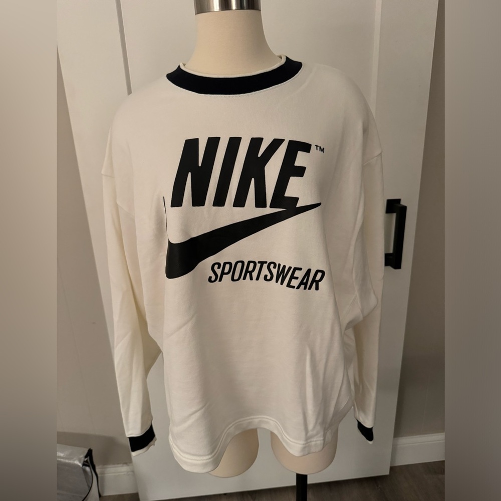 Nike Crewneck Sweatshirt